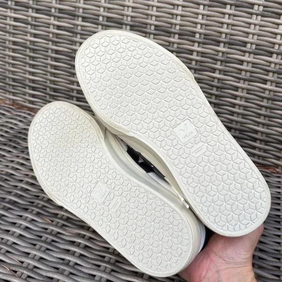 NEW Veja Chrome Free Leather Campo Sneakers-Sz 38/7-Extra White-Black Logo- - Picture 12 of 16
